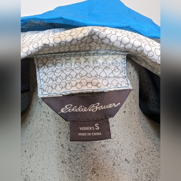 Eddie Bauer Womens Blue Hooded Rain Jacket, Size S - Picture 6 of 10